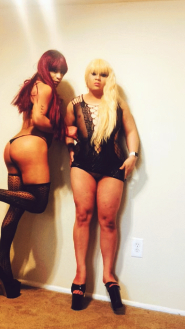 3SOME AVALIABLE NOW 2 TS girls MULTIFUNCIONAL